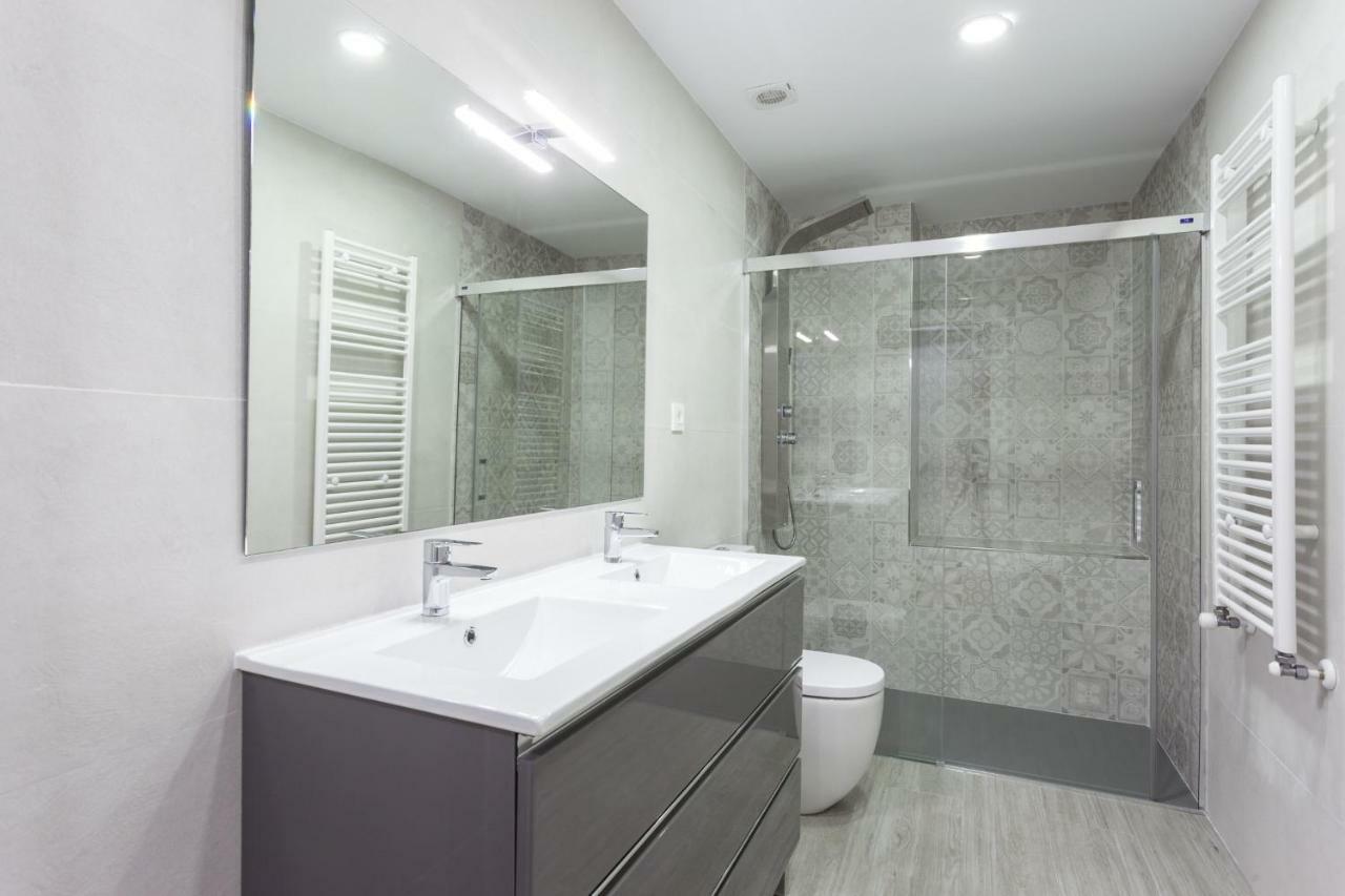 Reina Isabel Appartement *
