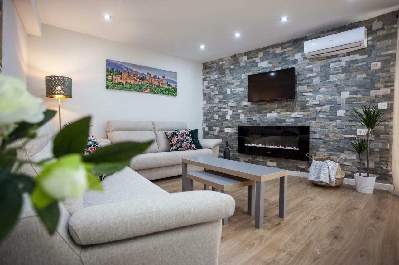 Reina Isabel Apartament Granada